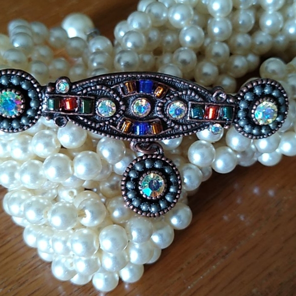 Brooch 🌺 - Picture 3 of 6